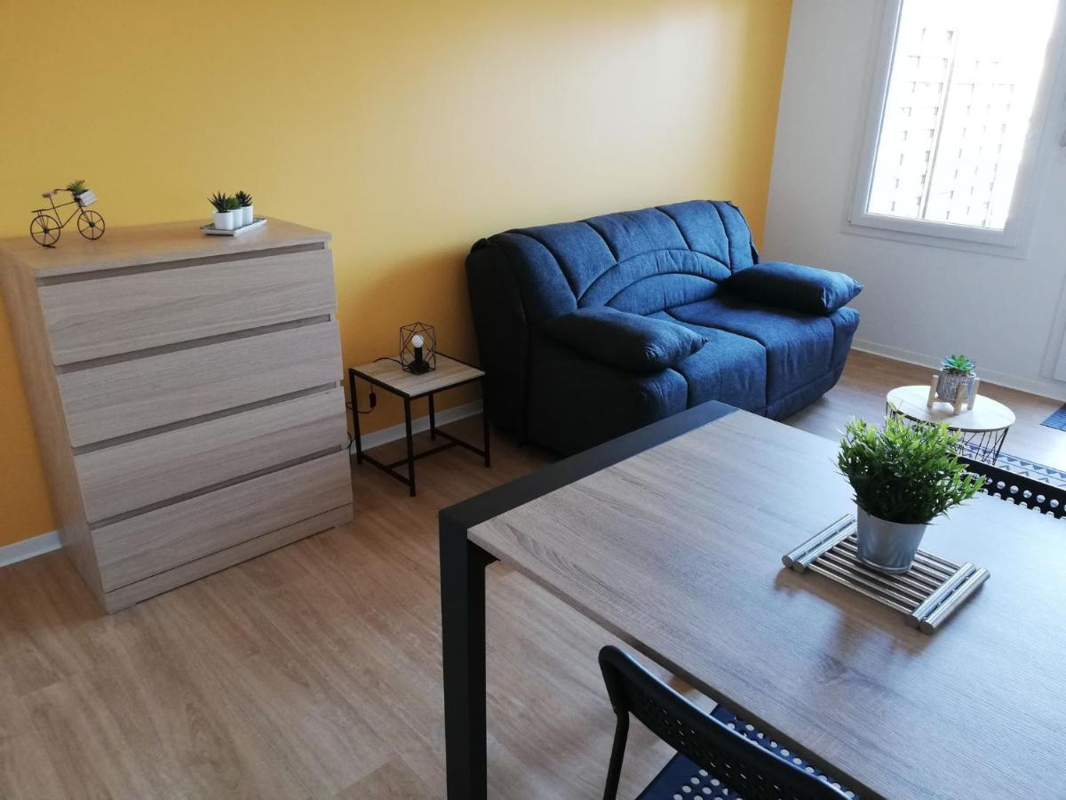 Studios Les 3 Eclats Сан-Лоран-сюр-Севр Екстериор снимка